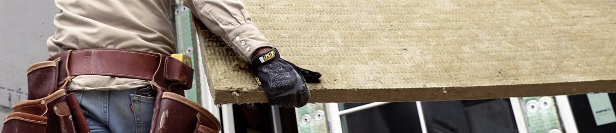 izolacja budynku dwiema warstwami welny